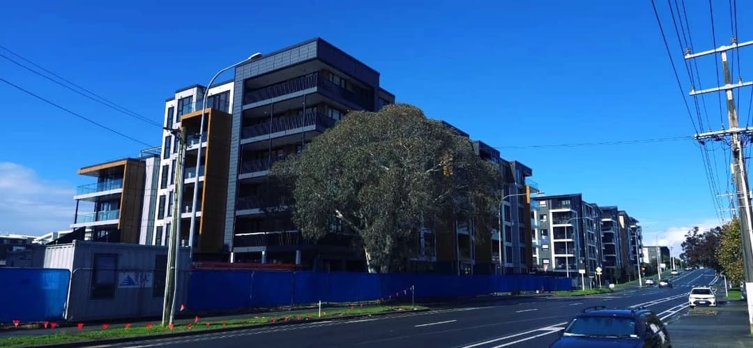 Cụm căn hộ lắp ghép Elevation Northcote tại Auckland, New Zealand đang dần hoàn thiện